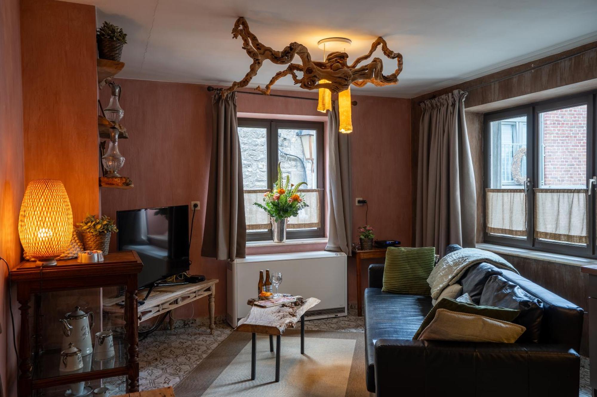 La Petite Ruelle Apartment Дюрби Екстериор снимка